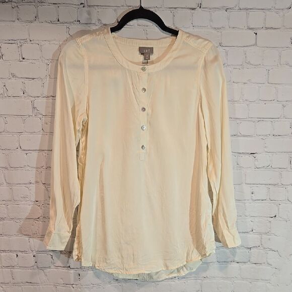 J.jill ivory button neckline silk blouse size XSP - Picture 1 of 9